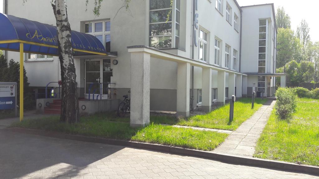 Amarillo Hotel Фелтен Екстериор снимка